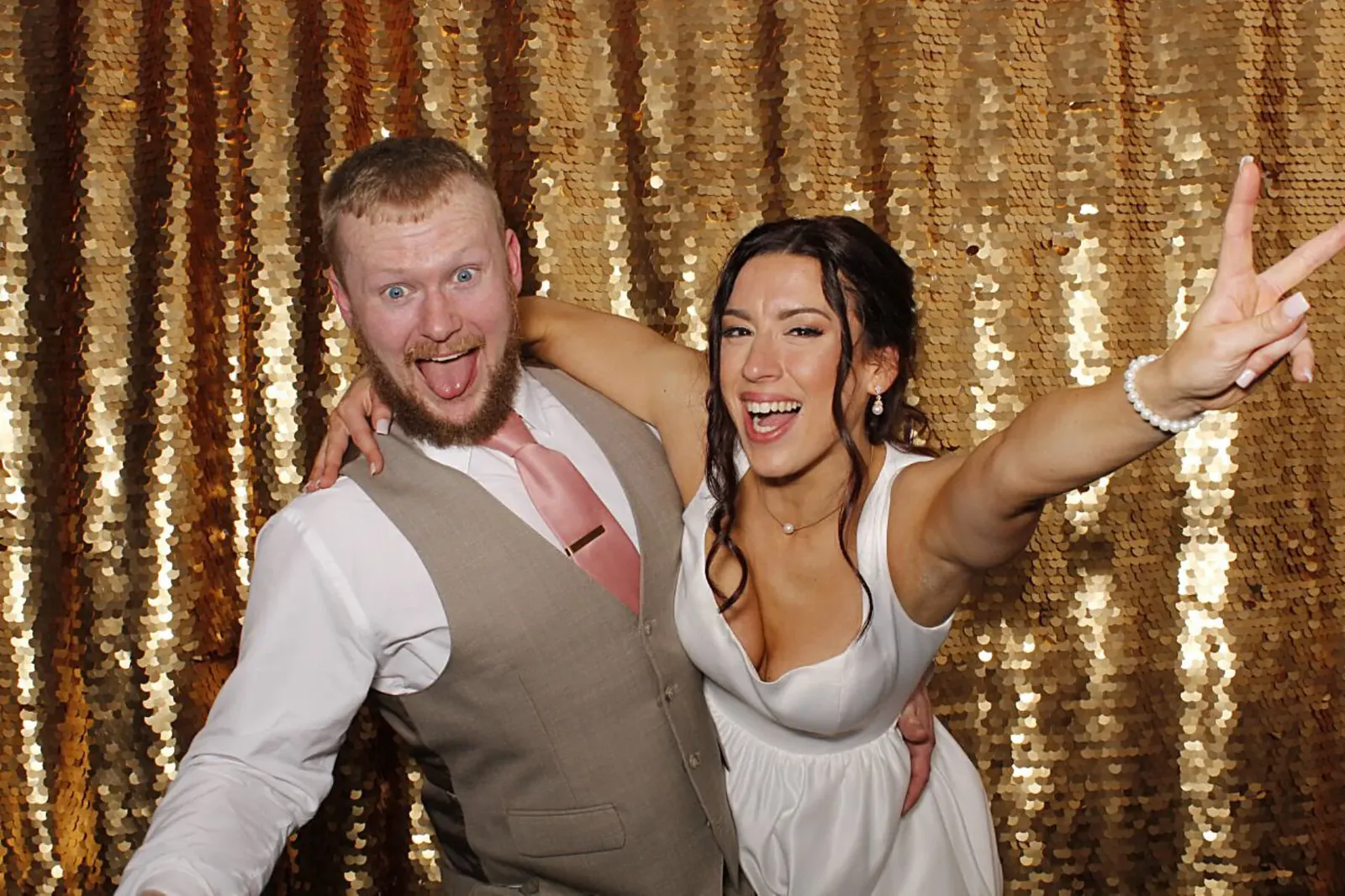 Classic DSLR open photo booth at a York, PA wedding