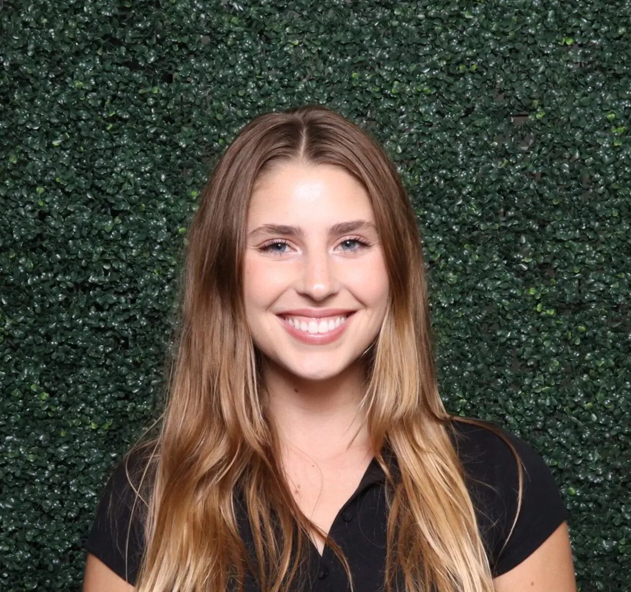 Olivia, Photo Booth Assistant