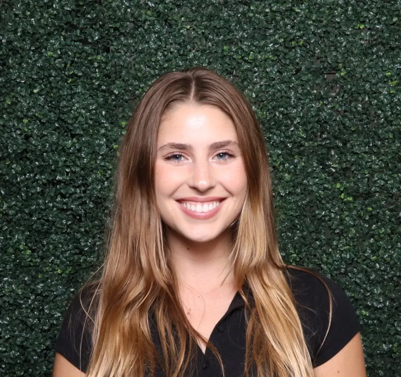 Olivia, Photo Booth Assistant