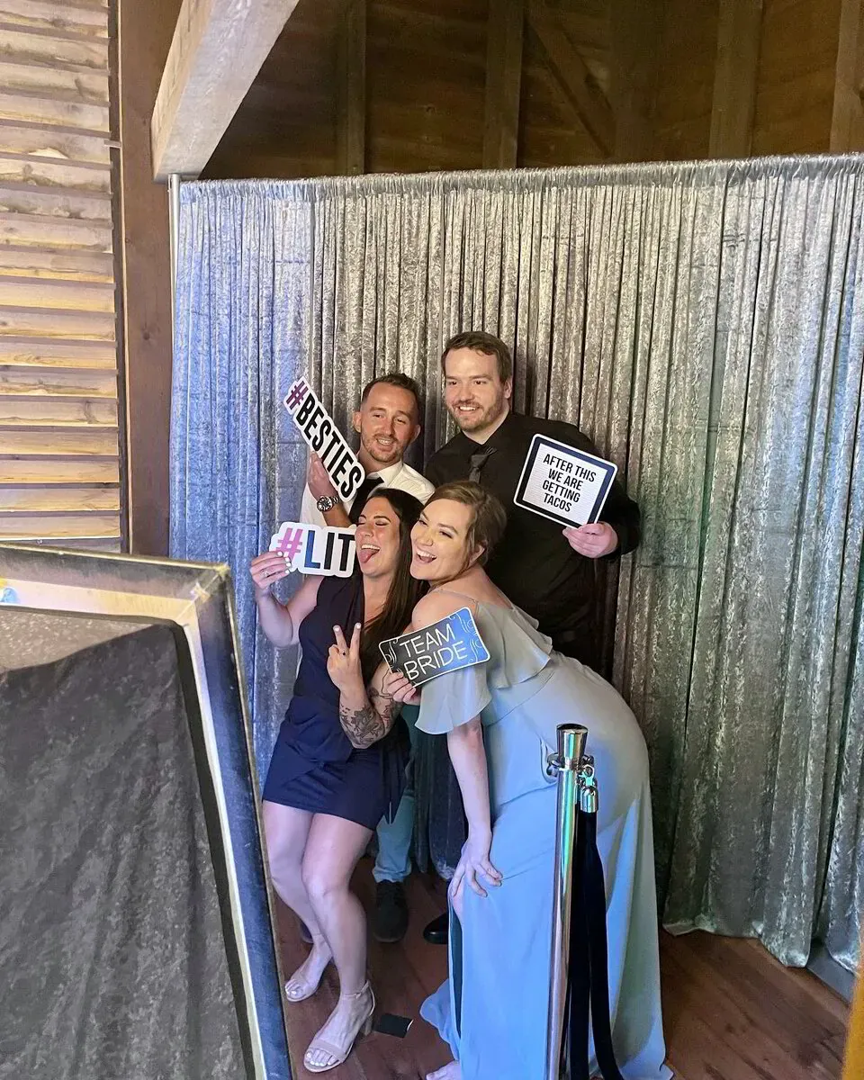 Mirror Photo Booth Rental in Lewisburg