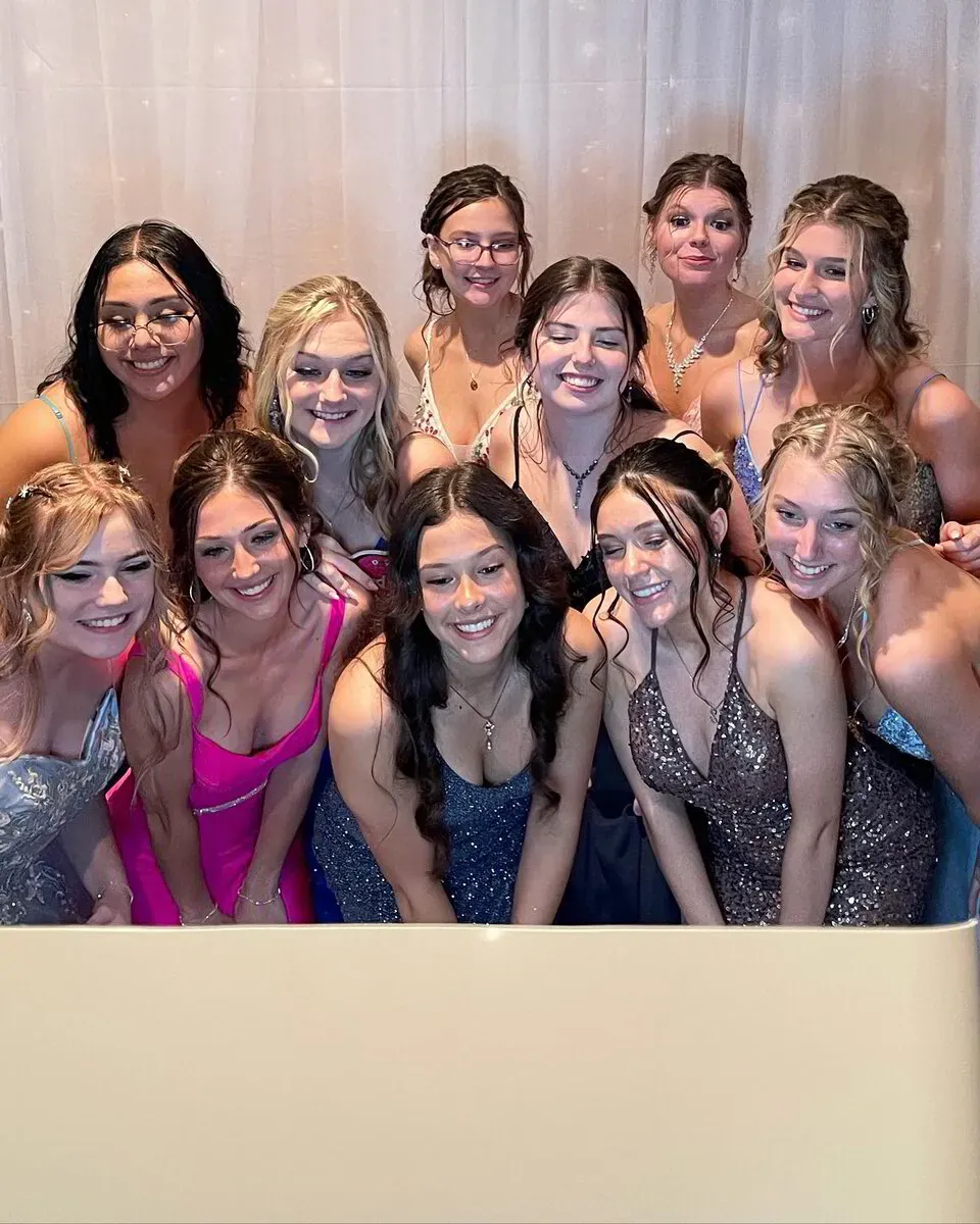 Harrisburg event photo booth gallery