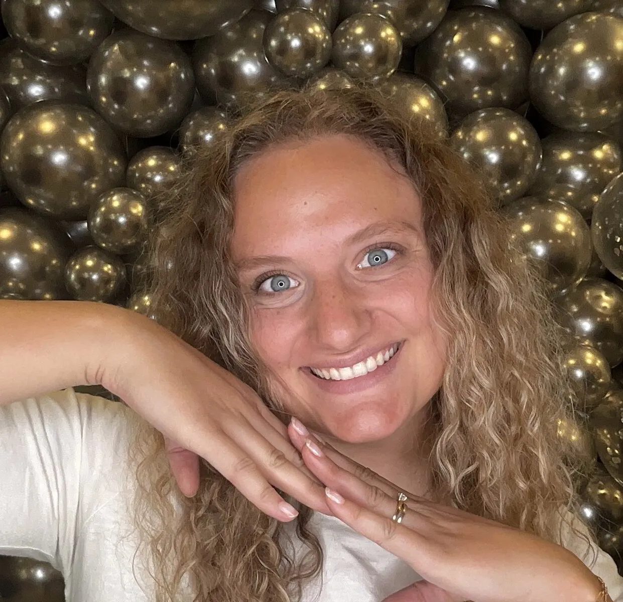 Gabrielle, Photo Booth Director