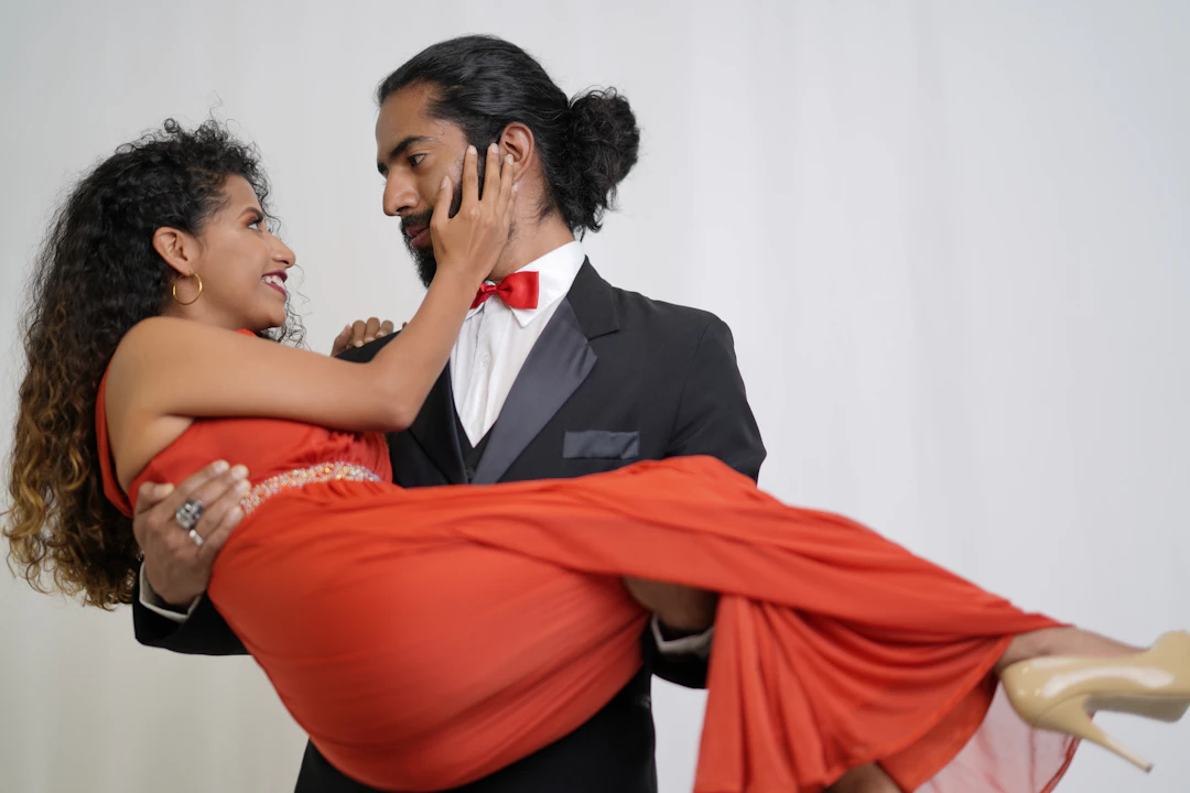 Upscale social gathering portraits