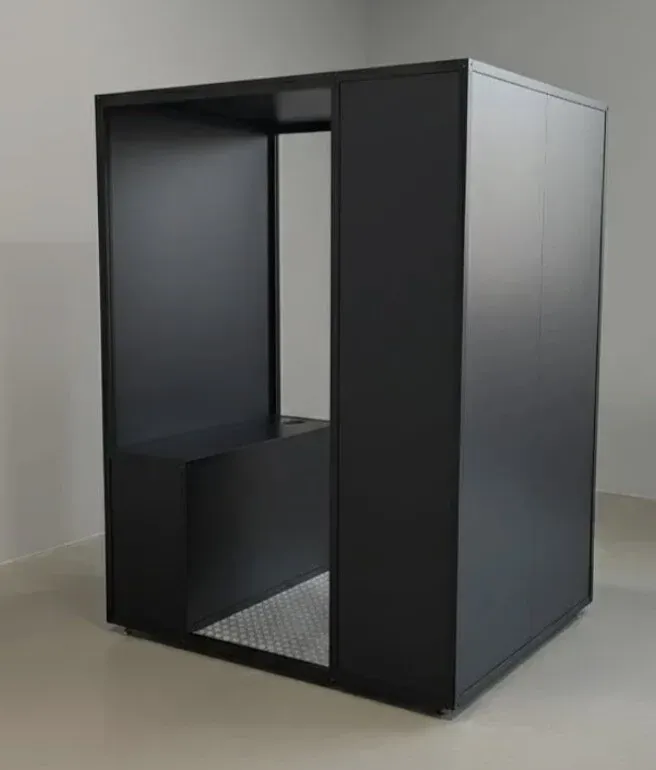 FX Photo Booths enclosed photo booth rental